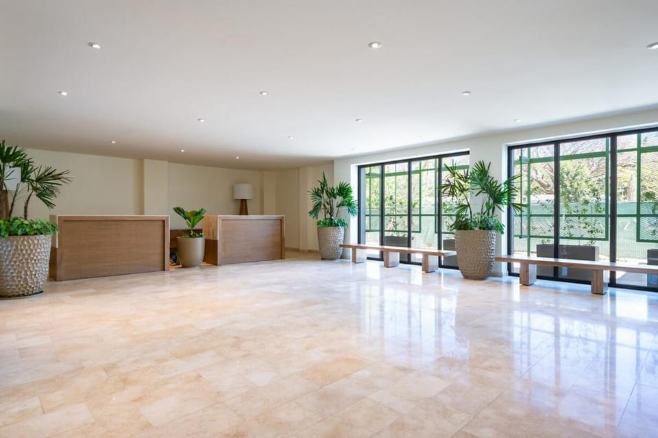 Beachfront, Zantamar 405B Apartment in La Cruz de Huanacaxtle