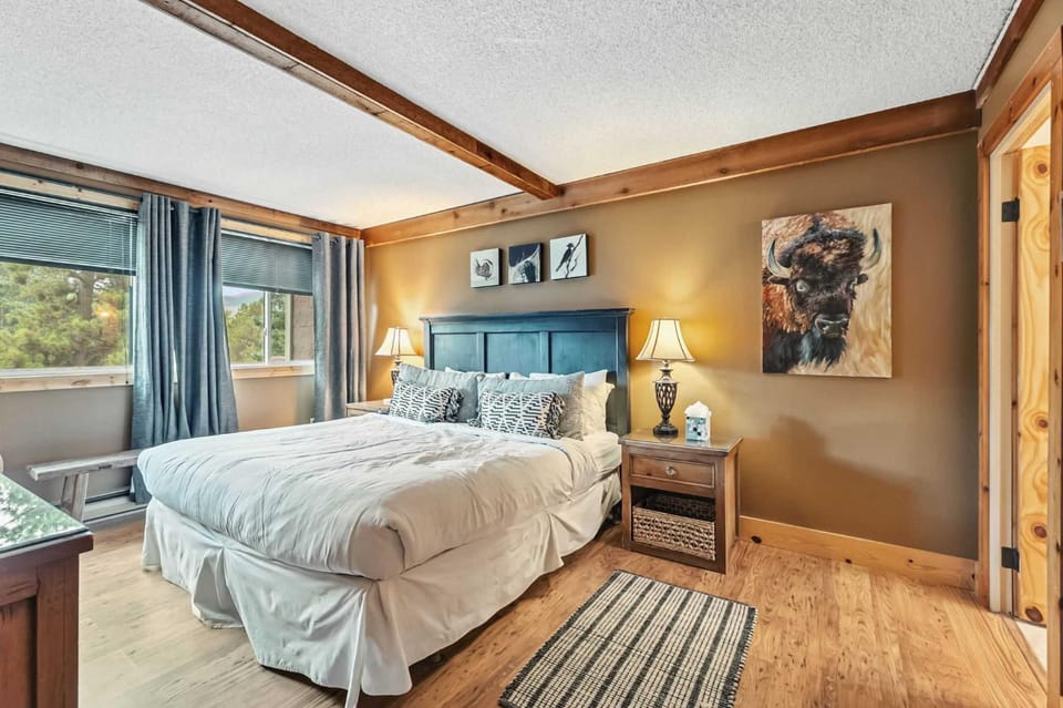 Breck Getaway: Views Sauna & Family-Friendly Stay House in Breckenridge