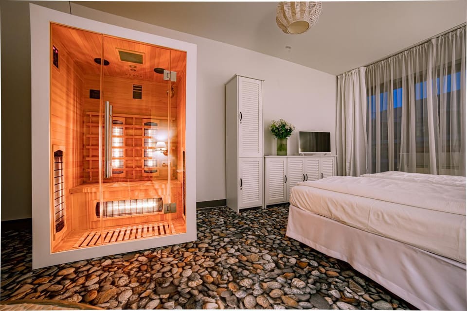 Activities, Sauna, TV and multimedia, Bedroom, On site