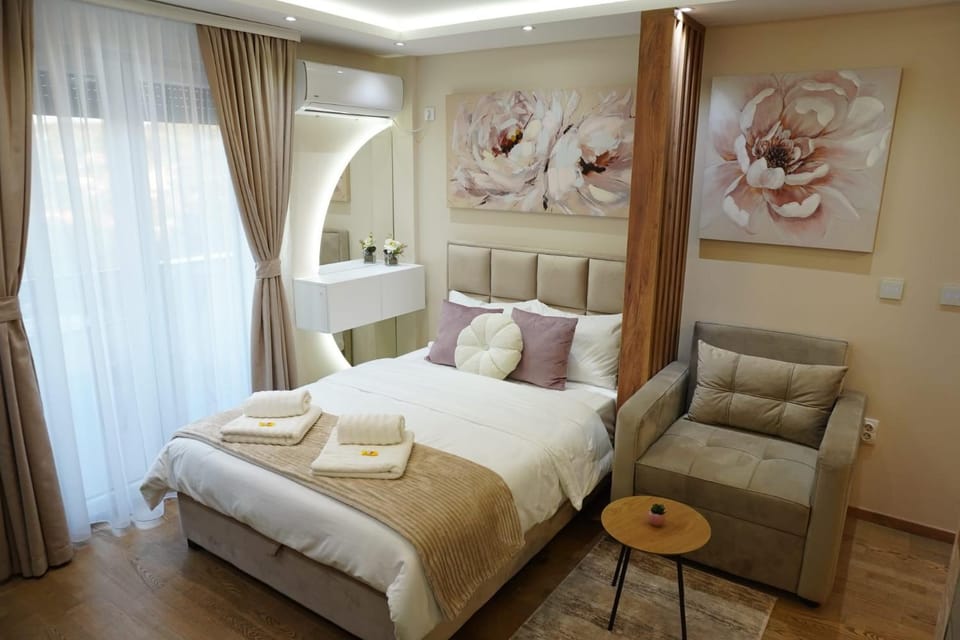Luxury Studio Nikolina - bazen, pogled i parking Apartment in Serbia