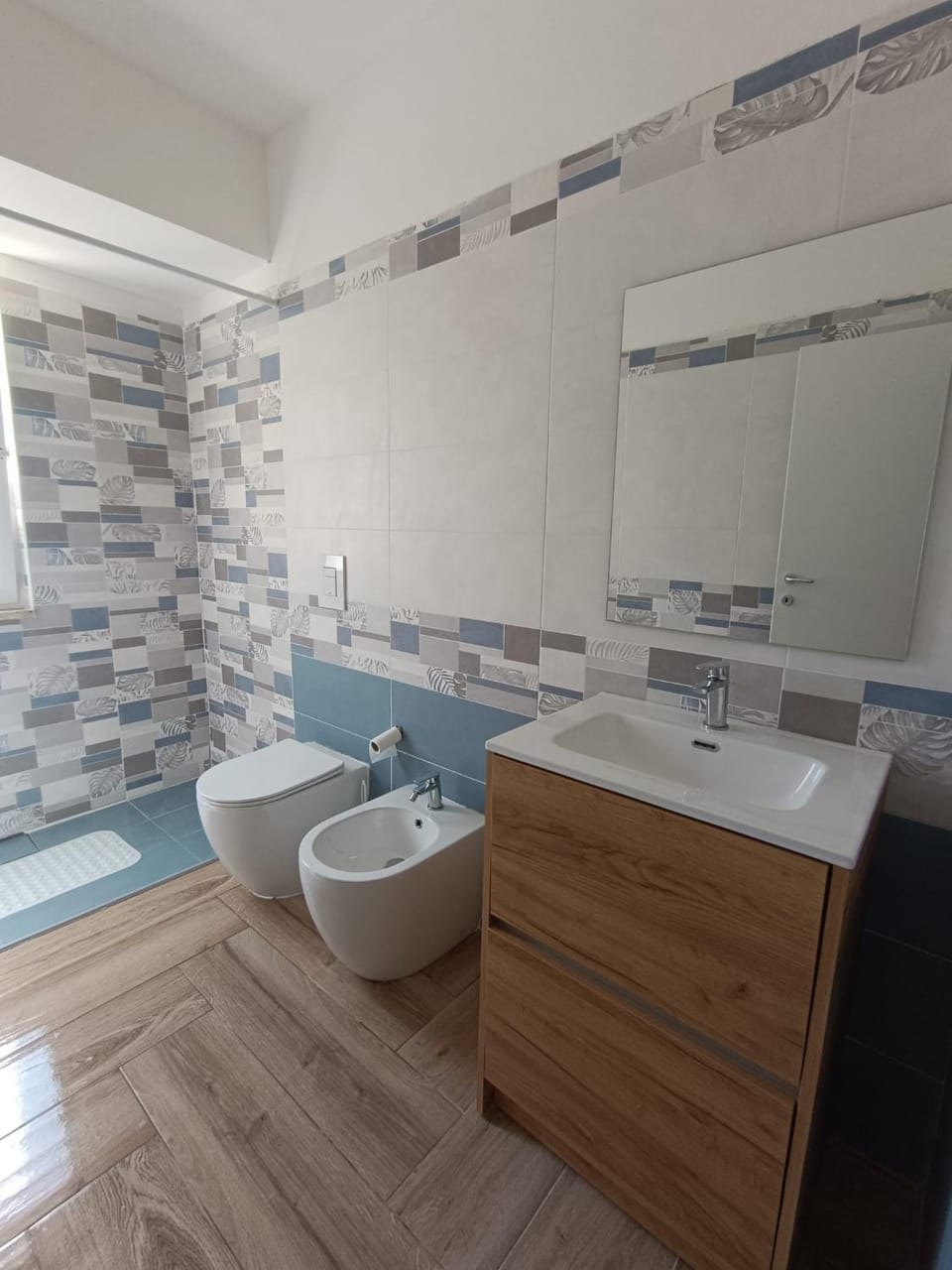 Shower, Toilet, Bathroom, bidet