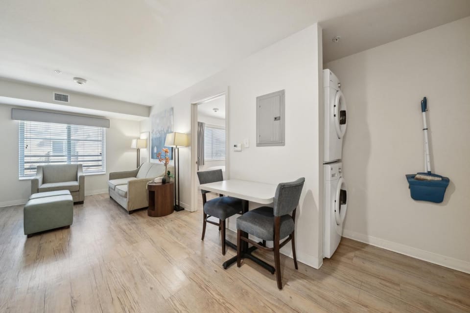 Spectacular 1Bd1Bth Apt at The Rim I Gym Apartment in San Antonio