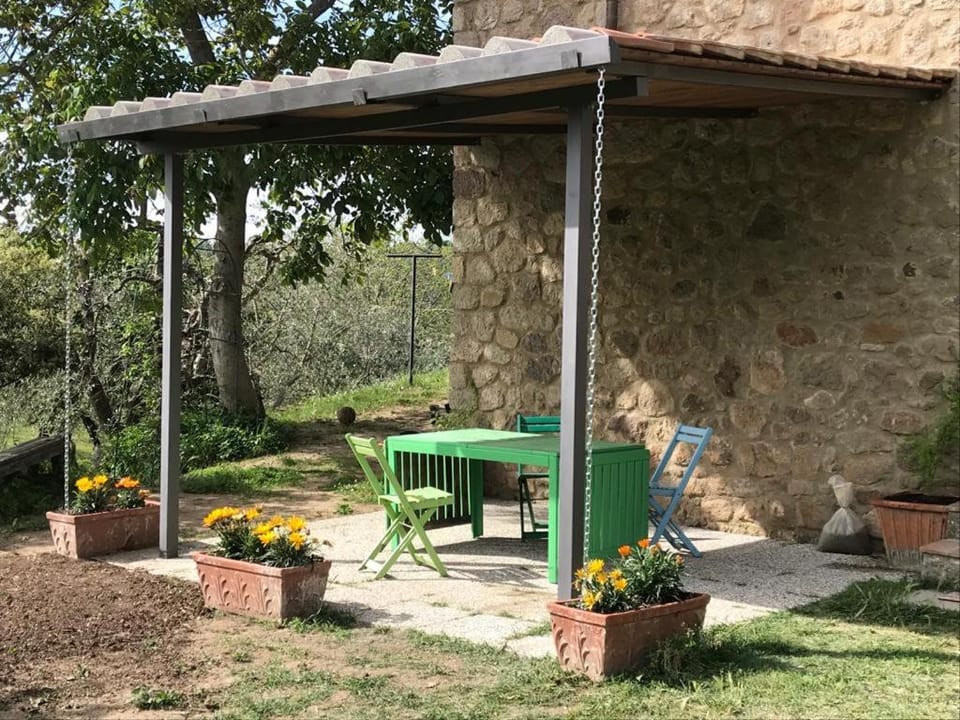Facade/entrance, Balcony/Terrace, Garden view, Family