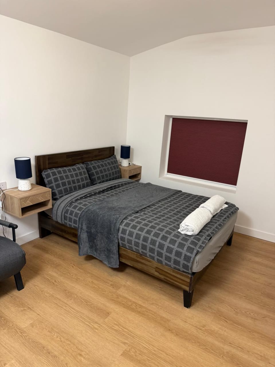 Bed, Photo of the whole room, Bedroom