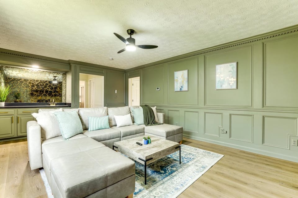 5 Mi to Stone Mountain: Family Home House in Redan