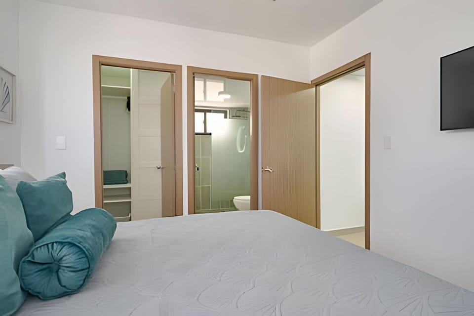 Bathroom, Bedroom