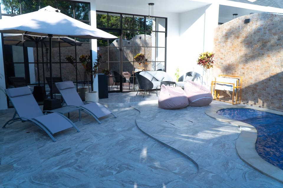 Pool view, Swimming pool, sunbed
