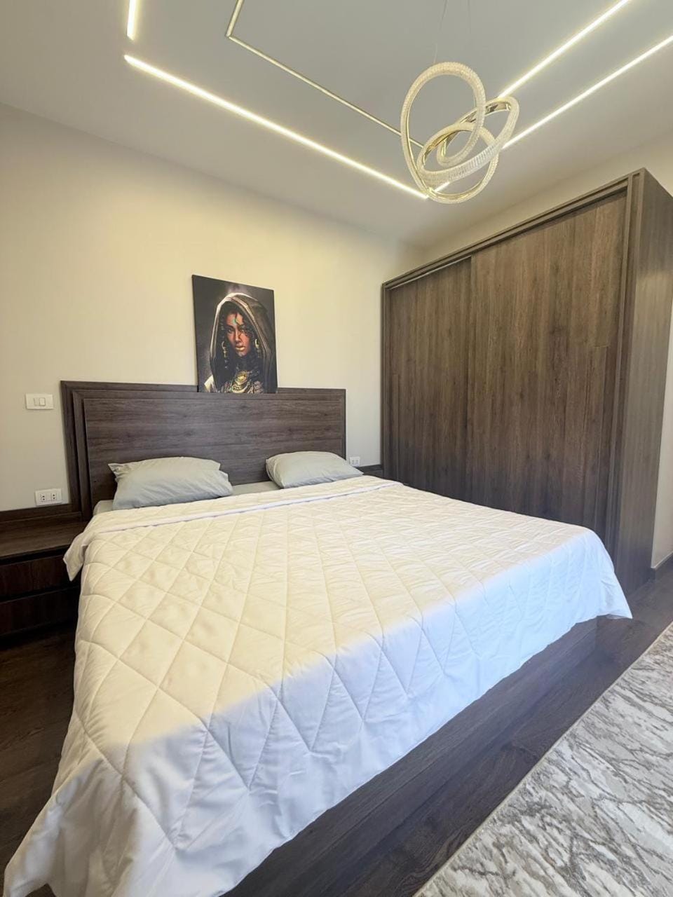 Photo of the whole room, wardrobe