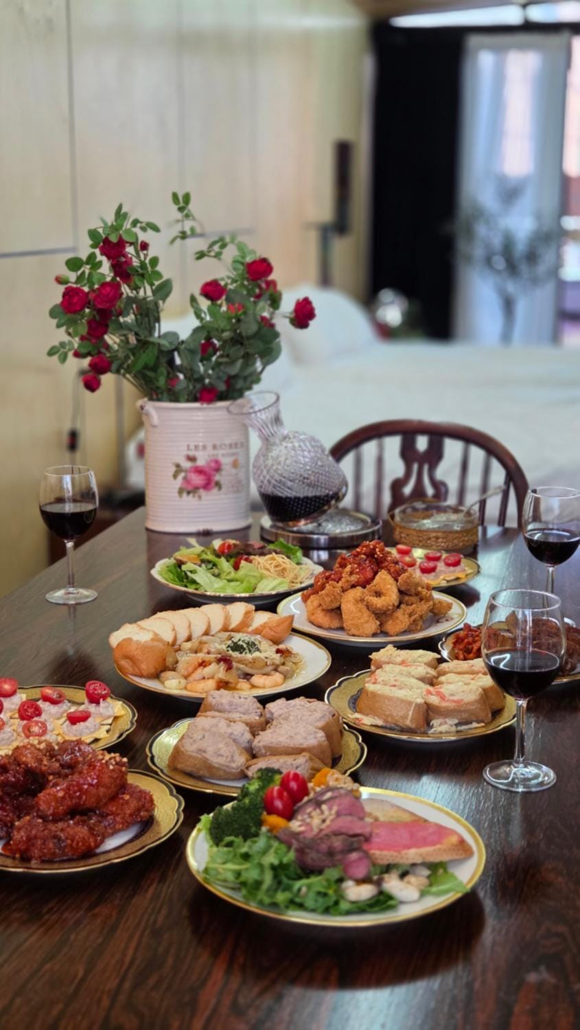 Food and drinks, Food