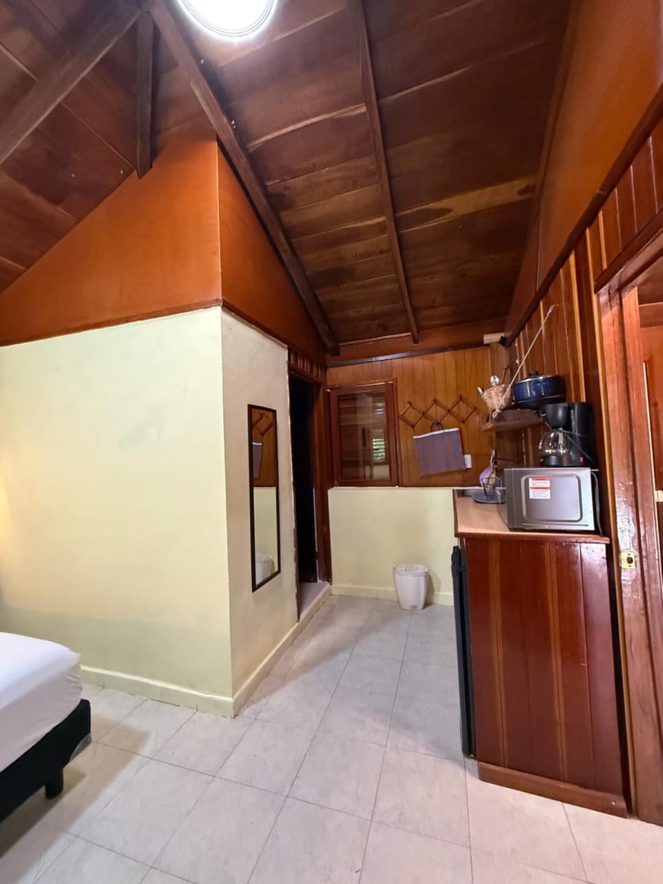 Kitchen or kitchenette, Bedroom