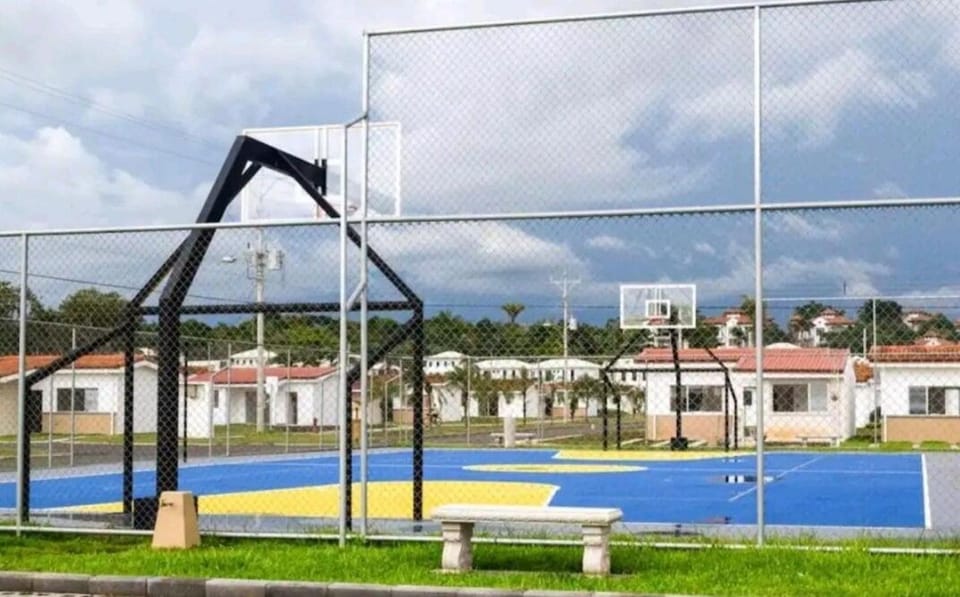 An ideal place to share with family and friends House in Esterillos Este