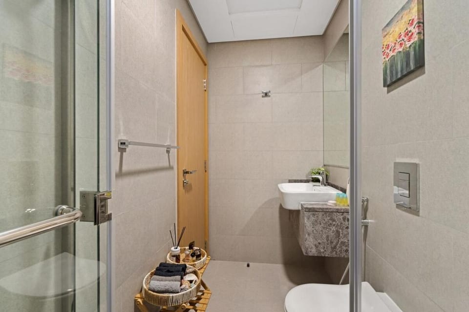 Stylish 1 BR B – Great Pool View Apartment in Abu Dhabi