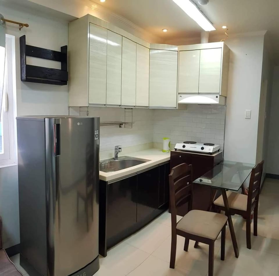 Studio Unit Bed and Breakfast in Cebu City
