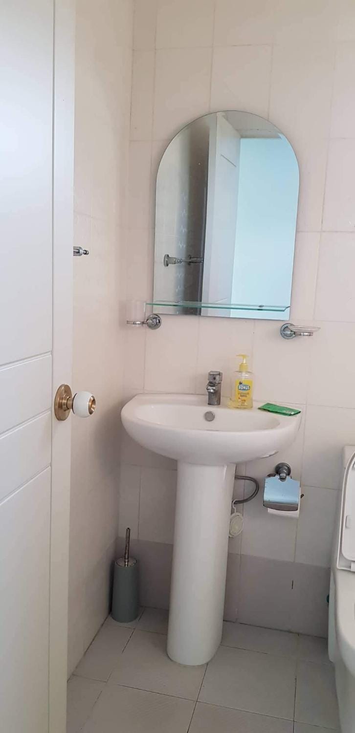 Studio Unit Bed and Breakfast in Cebu City