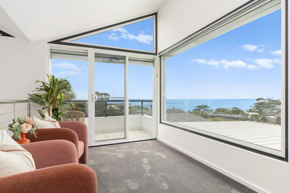 Beleura Views in Mornington House in Mornington