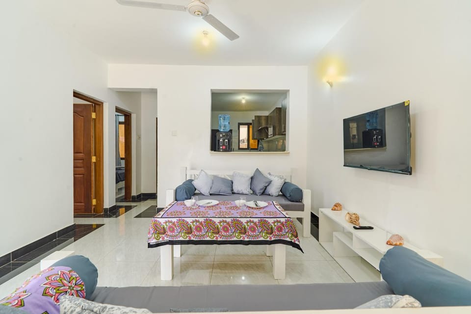 Communal lounge/ TV room, Living room
