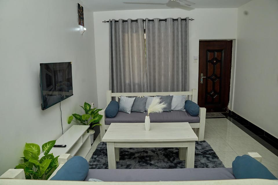 Communal lounge/ TV room, Living room, Decorative detail