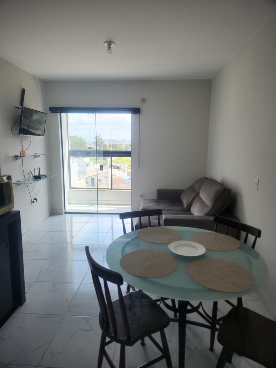 TV and multimedia, Dining area