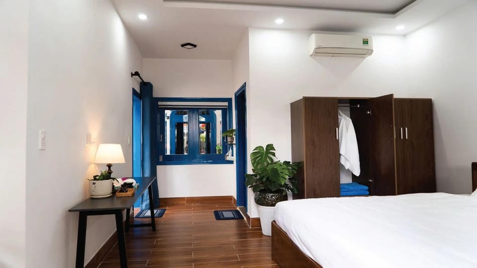 Hoi An beach seaflower villa Bed and Breakfast in Hoi An