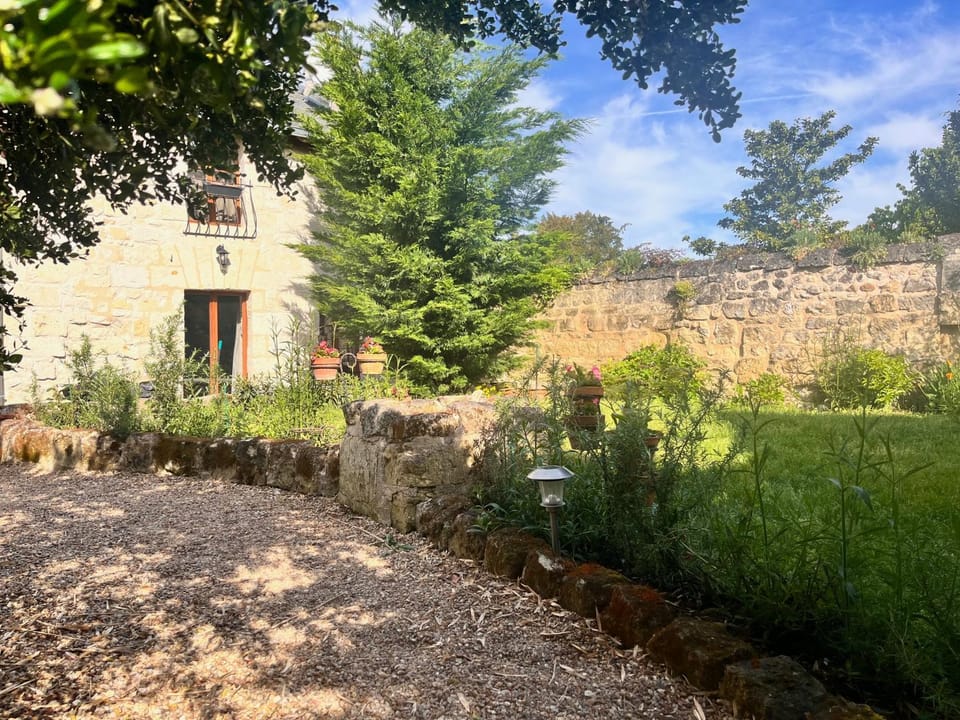 Property building, Garden