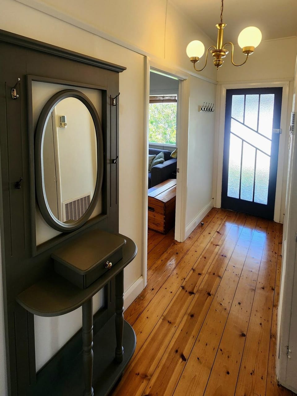 Spacious 4BR Cottage with Fireplace Fully Fenced Pet Friendly House in Katoomba