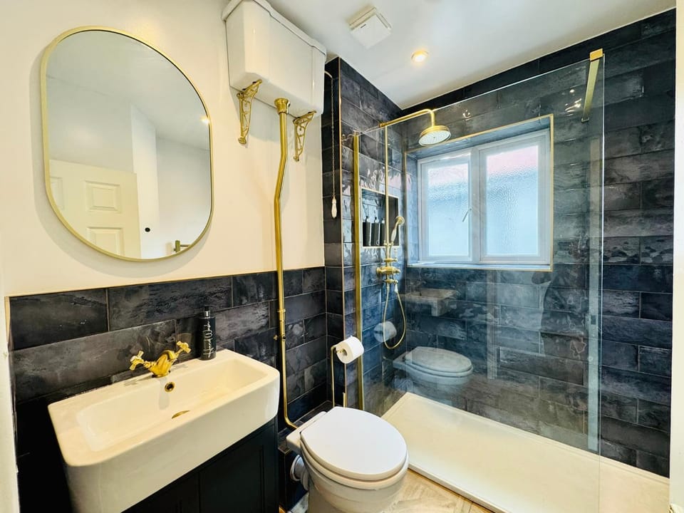 Toilet, Bathroom