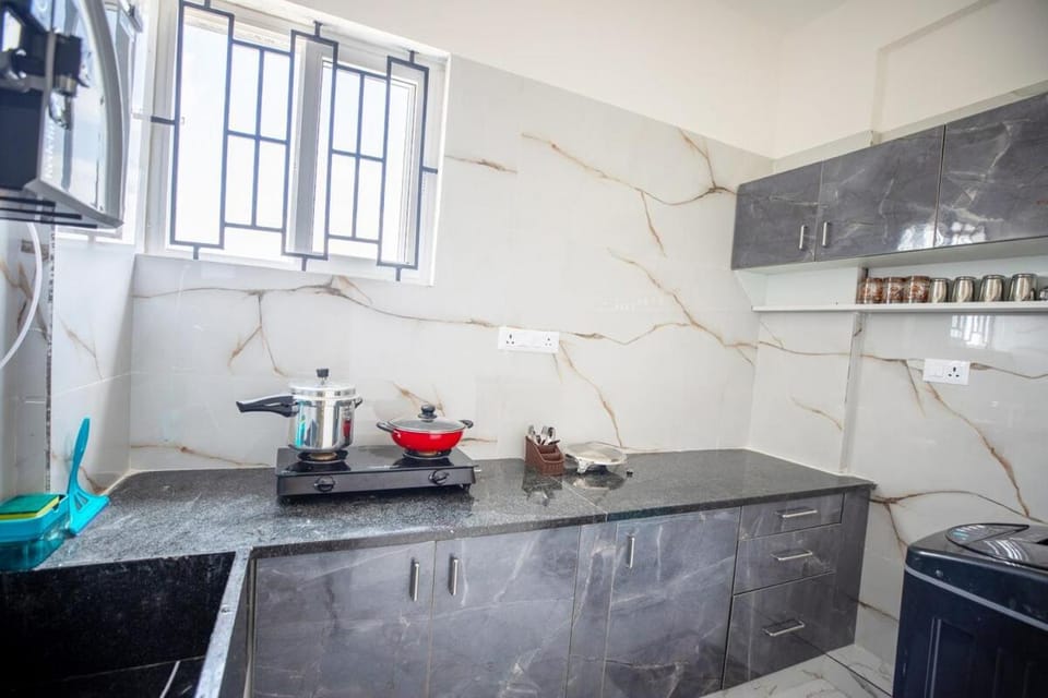 1BHK 2km From Hosa Road Metro with lift 103 Apartment in Bengaluru