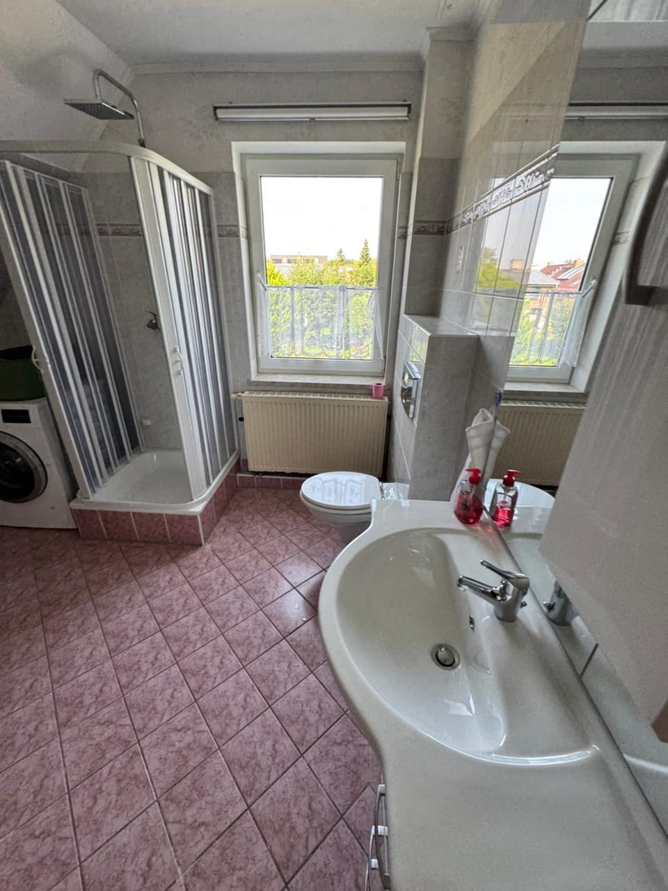 Toilet, Bathroom