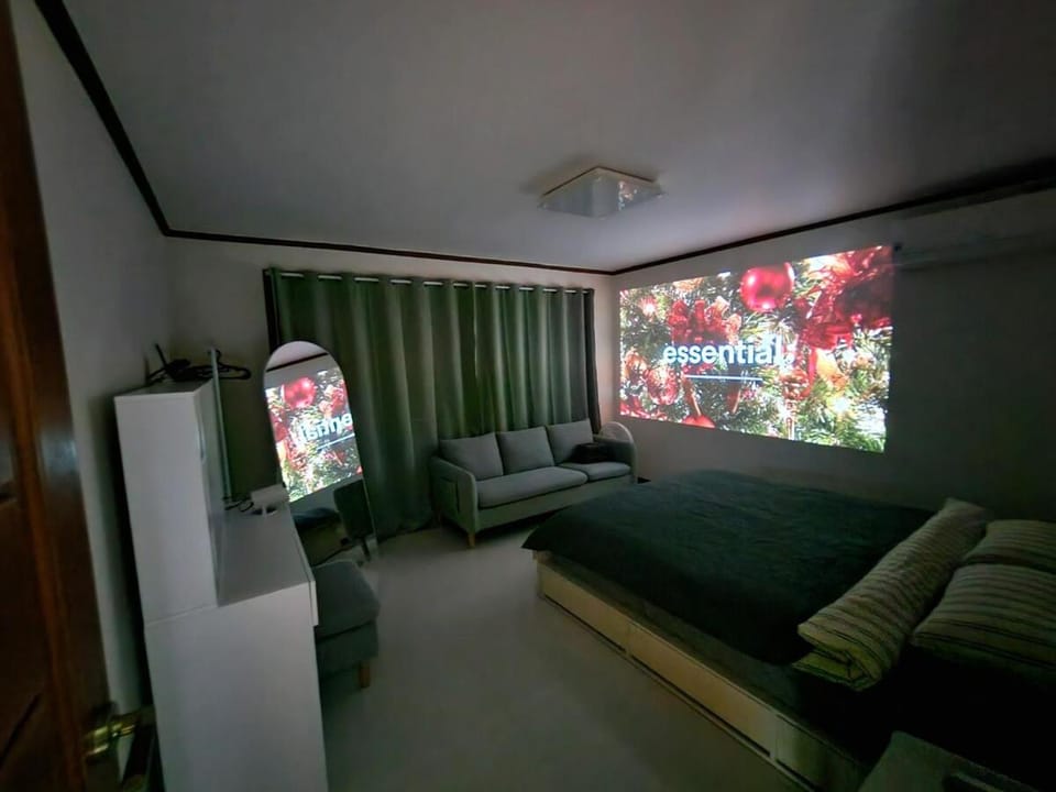 Dalgona Sweet In Gangnam Apartment in Seoul