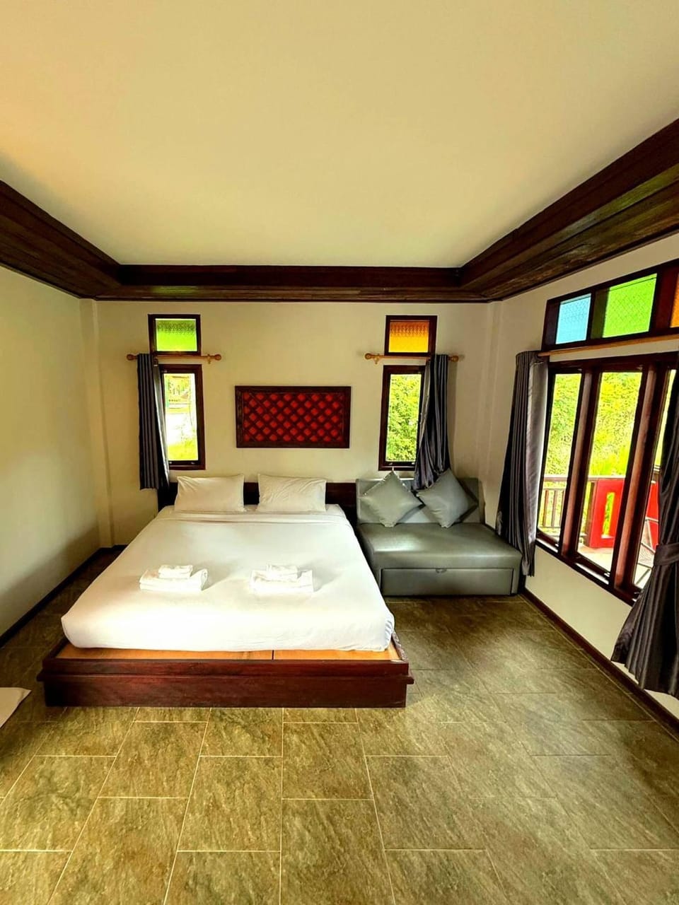 Bed, Decorative detail, Seating area, Bedroom