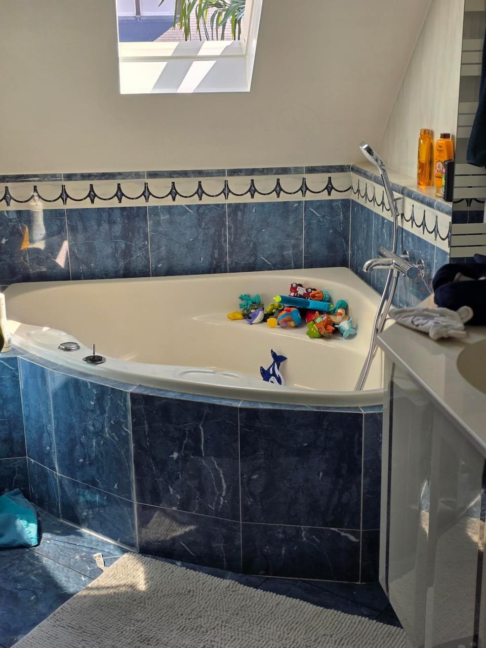 Maison type Villa avec Jacuzzi proche du circuit Villa in Le Mans
