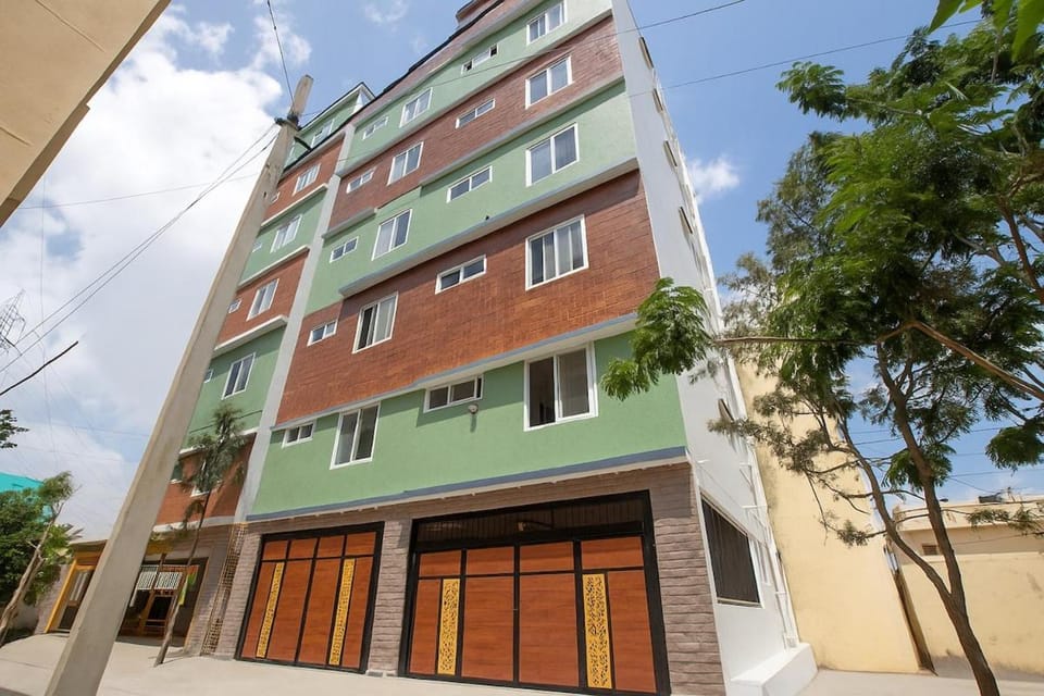 1BHK 2km From Hosa Road Metro with lift 202 Apartment in Bengaluru