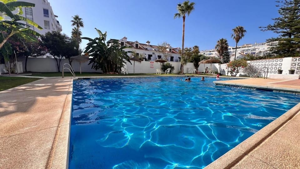 Pool view, Swimming pool, Swimming pool