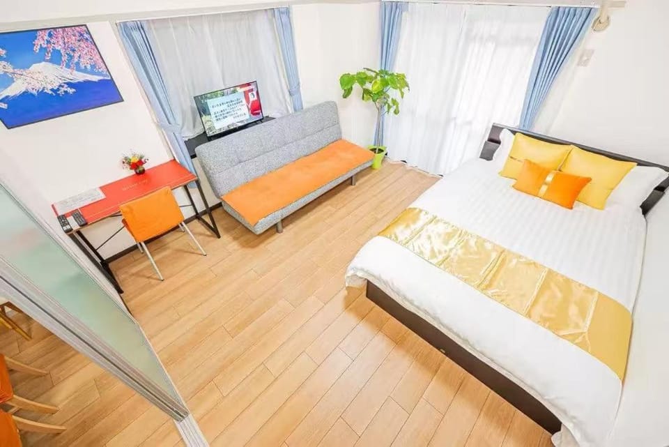 Photo of the whole room