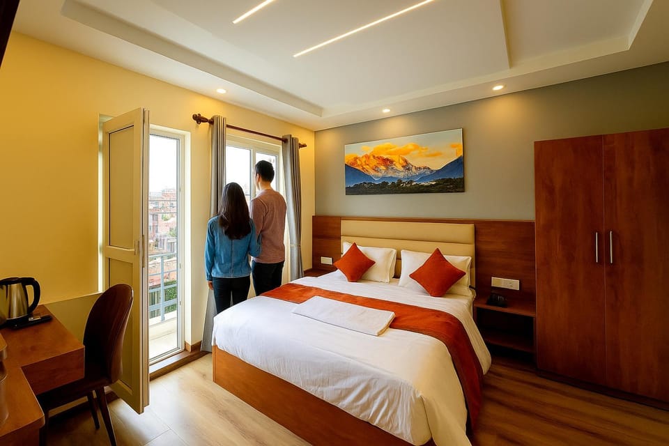 Photo of the whole room, Bedroom