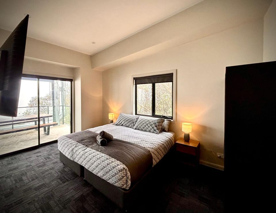 Skyline Penthouse Apartments Falls Creek Apartment in Falls Creek