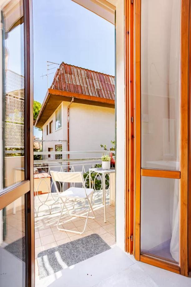 Property building, Balcony/Terrace