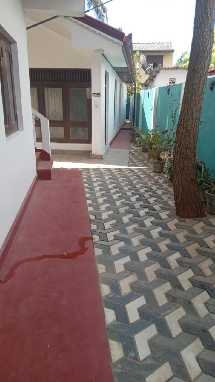 Rooms in matara Apartment in Southern Province