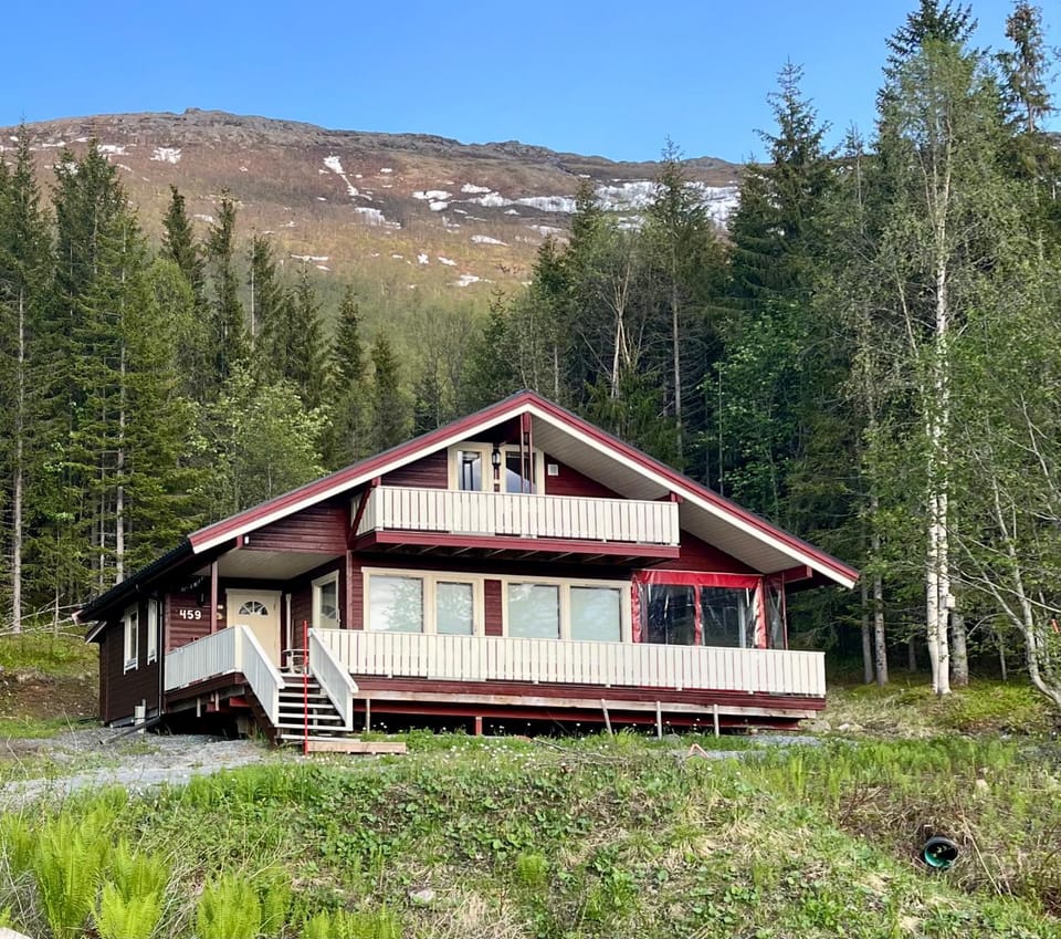 Property building, Mountain view