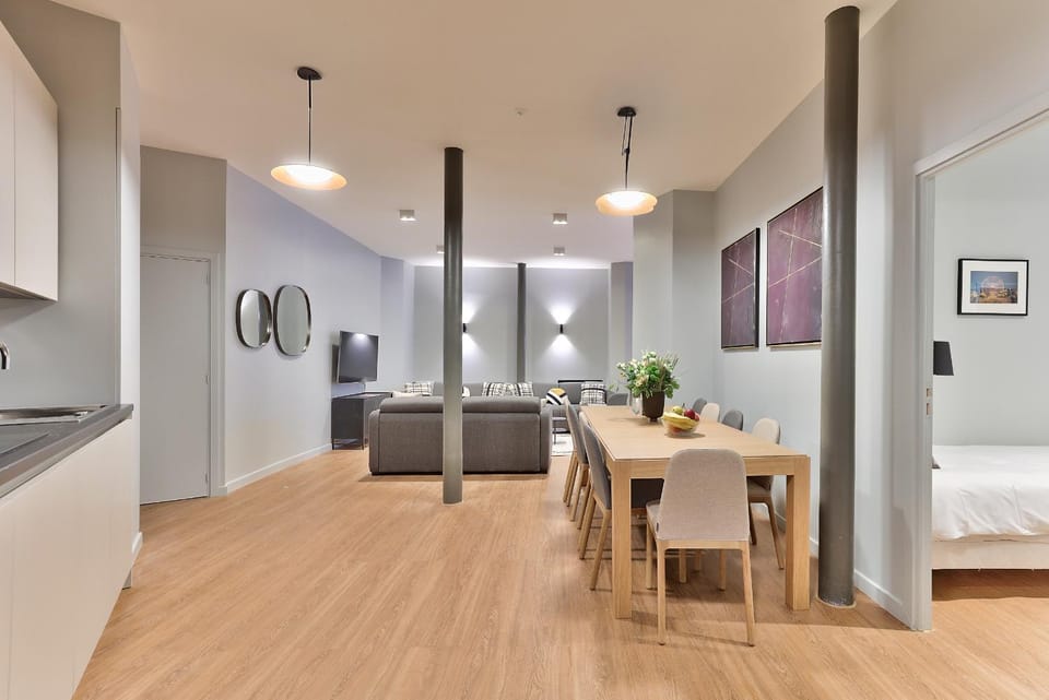 UrbanFlat 124 - Spacious Home in the Heart of Paris Apartment in Paris