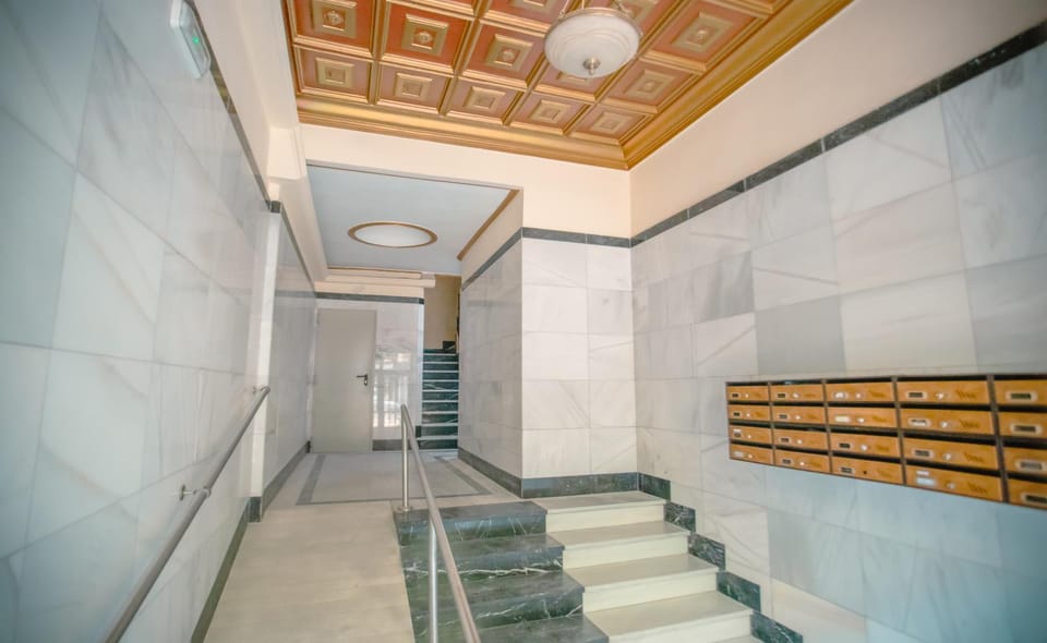 Atocha Rooms Bed and Breakfast in Madrid