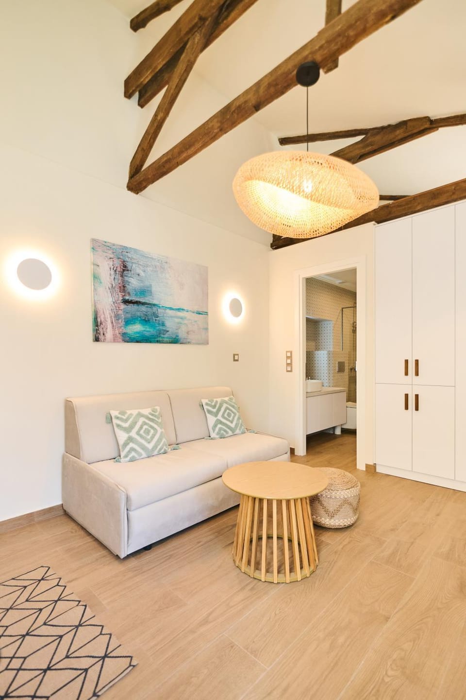 Living room, Seating area