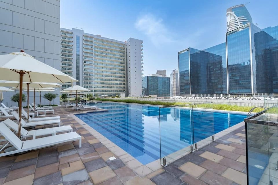 Free housekeeping visits during your stay - StayShort - Business Bay for 2 people with Amazing City Views Apartment in Dubai