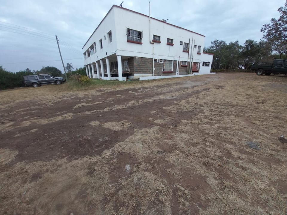 Whitehouse house Lodge Hotel in Kenya