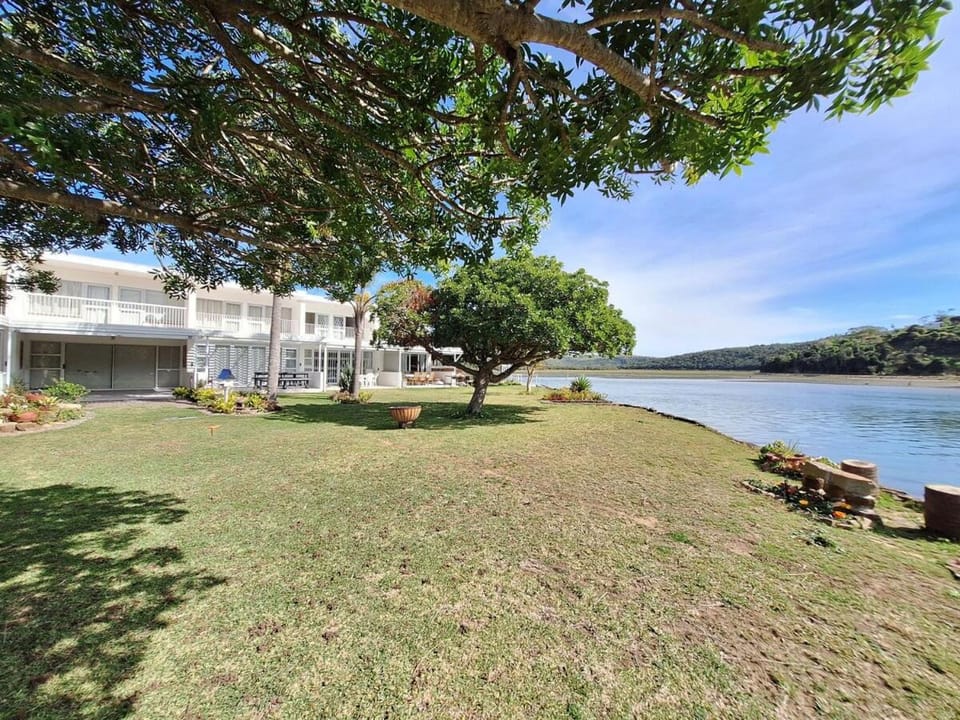 Property building, Garden, Garden view