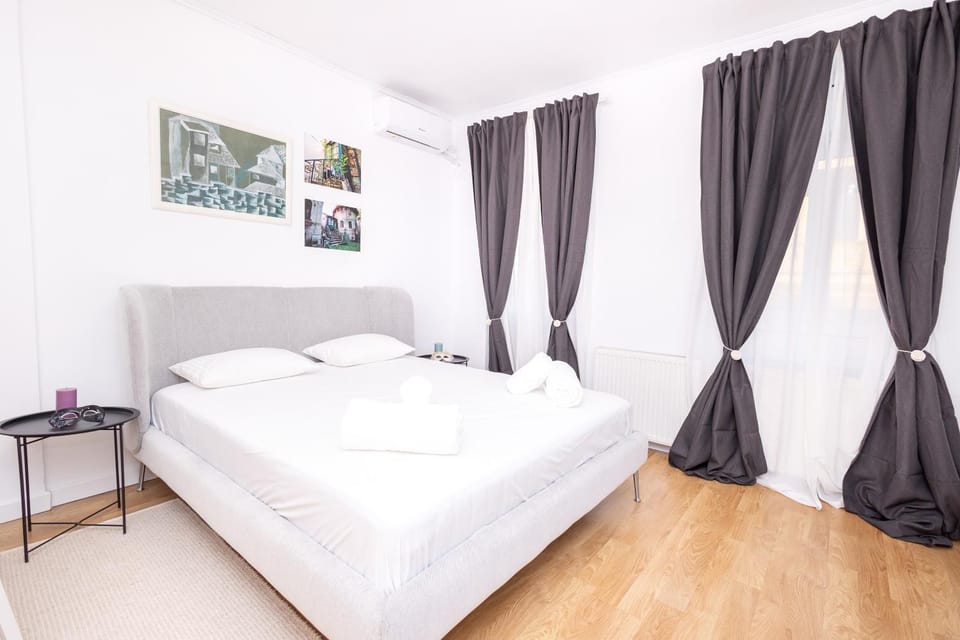Old Town Home Unirii Apartment in Bucharest