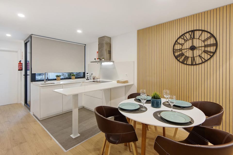 Property building, Kitchen or kitchenette, Living room