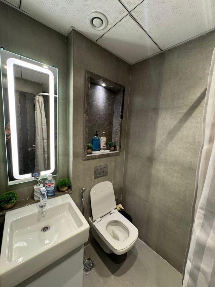 Supernova sky and river view heaven Apartment in Noida