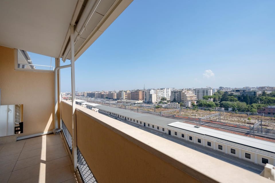 Balcony/Terrace, City view