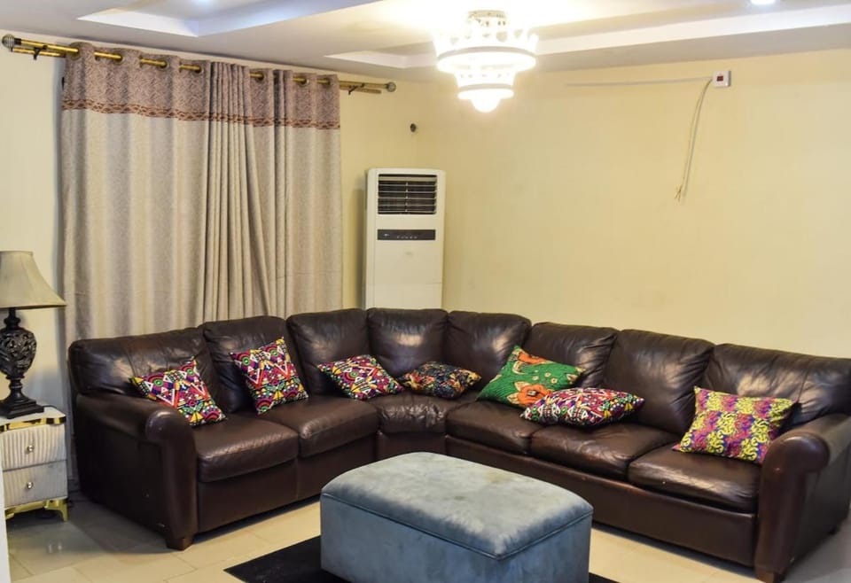 Living room, Seating area, air conditioner